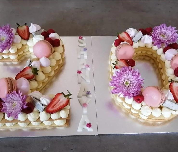 Cakes & Deserts